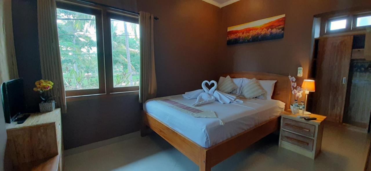 The Point Surfcamp Bali Hotel ปูลูกาน ภายนอก รูปภาพ